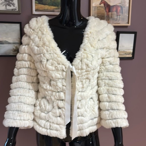 Fur coat BCBGmaxxazria - Picture 1 of 6